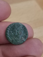 MONNAIE ROMAINE / ROMAN COIN / 16 Mm 2.37 G - Autres & Non Classés