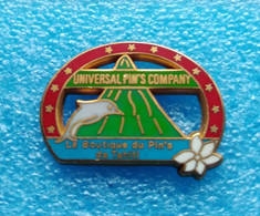 Universal Pin's Company Boutique Du Pin's Tahiti Signé Plessis - Andere