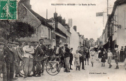 CPA De VILLENEUVE La GUYARD - La Route De Paris. - Villeneuve-la-Guyard