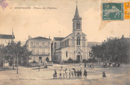 CPA 83 GONFARON PLACE DE L'EGLISE (cliché Pas Courant - Autres & Non Classés