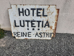 BAGNOLES DE L ORNE   Plaque De L'Hôtel LUTETIA - Placas En Aluminio (desde 1961)