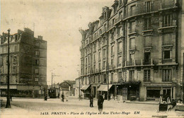 Pantin * Place De L'église Et Rue Victor Hugo * Café - Pantin