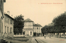 Sevran * La Place De La Ville * Villageois - Sevran