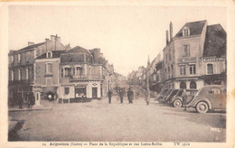 CPA 36 ARGENTON PLACE DE LA REPUBLIQUE ET RUE LEDRU ROLLIN - Otros & Sin Clasificación