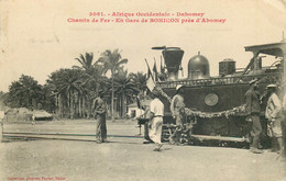 AFRIQUE  DAHOMEY  Chemin De Fer  En Gare De BOHICON - Dahomey