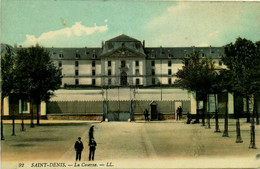 St Denis * Vue Sur La Caserne Militaire * Militaria - Saint Denis