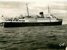 St Malo * Dinard * Le Bateau SS FALAISE , Dans L'estuaire De La Rance - Saint Malo