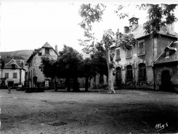 Clairvaux * La Place De L'école Du Village - Other & Unclassified