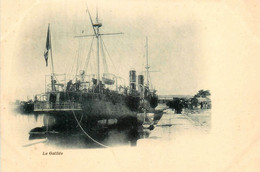 Bateau * Navire De Guerre 2ème Classe Le Galilée GALILEE * A Quai à Rochefort Sur Mer - Warships