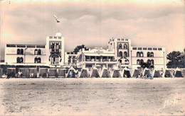 85 - LA TRANCHE SUR MER / L'HOTEL DE L'OCEAN SUR LA PLAGE - La Tranche Sur Mer