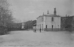 HARCOURT (Eure) - La Gare - Harcourt