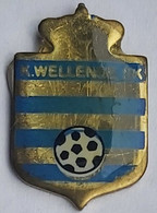 K. Wellense SK France  Football Soccer Club Fussball Calcio Futbol Futebol  PINS BADGES A4/5 - Football