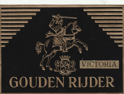 Etiquette Boite Cigare En Relief  " Gouden Rijder Victoria " - Etiquetas