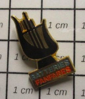 1215c Pin's Pins / Beau Et Rare / THEME : MUSIQUE / BATTERIES FANFARES - Musique