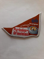 Magnet Le Gaulois 66 Pyrénées Orientales - Reclame