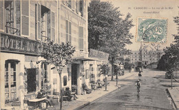 14-CABOURG- LA RUE DE LA MER GRAND HÔTEL - Cabourg