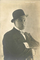 Lucien GUITRY - Carte Photo - Comédien Acteur Cinéma - Célébrité - Chapeau Melon - Photo BERT - Attori