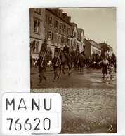 Photo Originale Historique Basel / Bâle Suisse 24 Septembre 1914, Défilé Militaires En Armes, Militaires En Manoeuvres. - Opdrachten