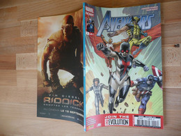 AVENGERS N 3 SEPTEMBRE 2013 JOIN THE REVOLUTION MARVEL  PANINI COMICS  TRES BON ETAT - Marvel France