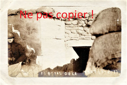 PHOTO BELGE - UN ABRI AU BOYAU DE LA MORT  SECTEUR DE DIXMUDE - DIKSMUIDE PRES DE NIEUPORT BELGIQUE - GUERRE 1914 1918 - 1914-18