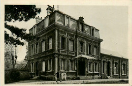 Bihorel * Vue Sur La Mairie * Hôtel De Ville - Bihorel