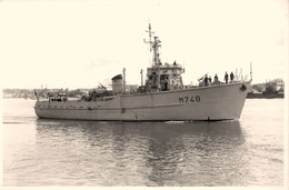 Bateau PERSEE Persée M748 * Carte Photo * Militaria * Marine Militaire Française * Photo BYTCHKOVSKY - Warships