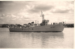 Bateau Guerre VERSEAU M757 * Carte Photo * Militaria * Marine Militaire Française * Photo BYTCHKOVSKY - Warships