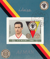 AJMAN 367,used,football - Used Stamps