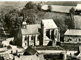 Folleville * Vue Aérienne Sur La Place De L'église - Andere & Zonder Classificatie