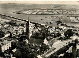 Noirmoutier * Vue Aérienne Sur L'église Et Le Port - Noirmoutier