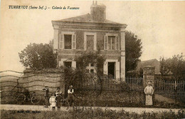 Turretot * Villa Chalet De La Colonie De Vacances * Villageois - Autres & Non Classés