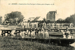 Angers * Construction D'un Pont Par Le Régiment Du Génie , Près D'angers * Militaria - Angers