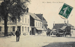 CPA . N° 501 - [18] Cher > LERE PLACE DU MARCHE ( Commerce Marchand Ambulant ) Tampon Daté 1909 - TBE - Lere