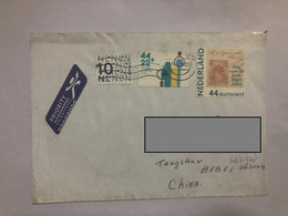 Netherlands Cover Sent To China With Stamps - Storia Postale