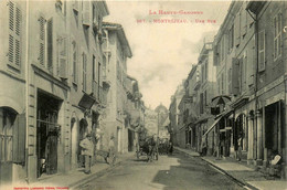 Montréjeau * Une Rue Du Village * Chaudronnier LARRIVE * Commerces Magasins - Montréjeau