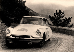 Rallyes * Course Automobile * La Citroën DS 19 De Trautmann Chopin Dans Le Col De Soubeyrand * Coupe Des Alpes 1962 - Rally