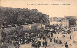 89-AVALLON- UN JOUR DE FOIRE, VUE PRINCIPALE DU CHAMP DE FOIRE - Avallon