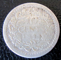 Pays-Bas / Nederland - Monnaie 10 Cent Whilelmina En Argent 640 - Coin Fendu Au Niveau Du Buste - 10 Centavos