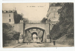 72 Le Mans Tramway Kiosque Urinoir Devant Le Tunnel Ed Photo Dolbeau - Le Mans