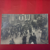 CARTE PHOTO PRE EN PAIL DEPART DES PRISONNIERS ALLEMANDS 1917 - Sonstige & Ohne Zuordnung