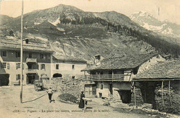 Tignes * La Place Du Village * L'ancienne Pierre De Taille * Hôtel Du Club - Autres & Non Classés