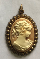 Ancien Pendentif Camée Médaillon Buste Femme - Pendants