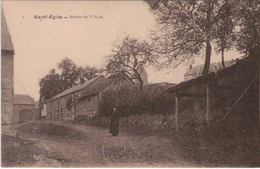 Mesnil église - Entrée Du Village - Curé - Animée  - Ed. Defossé Eli-Godefroid - DESAIX - RARE - Houyet