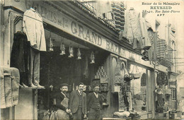 Apt * Façade Commerce Magasin Bazar De La Ménagère REYNAUD * 38-40 Rue St Pierre * Quincaillerie - Apt