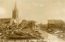 Reynies * Carte Photo * Les Inondations Du 30 Mars 1930 * Crue Catastrophe * Une Rue Du Village - Other & Unclassified