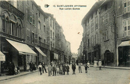 St Junien * La Rue Lucien Dumas * Magasins Modernes * Villageois - Saint Junien