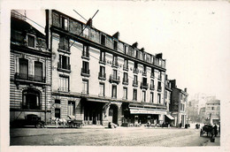 Limoges * Rue Et Façade De L'hôtel Moderne * Grand Café De Paris - Limoges