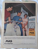 PUBBLICITA' ADVERTISING MAS AGIP LAMBRETTA FOGLIO PUBBLICITARIO RITAGLIO DA GIORNALE 1956 - Posters