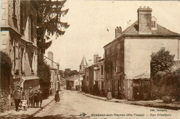 Oradour Sur Vayres * La Rue Principale Du Village * Villageois - Oradour Sur Vayres