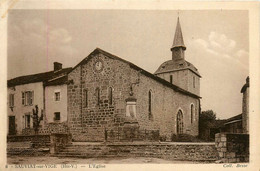 Sauviat Sur Vige * La Place De L'église Du Village - Otros & Sin Clasificación